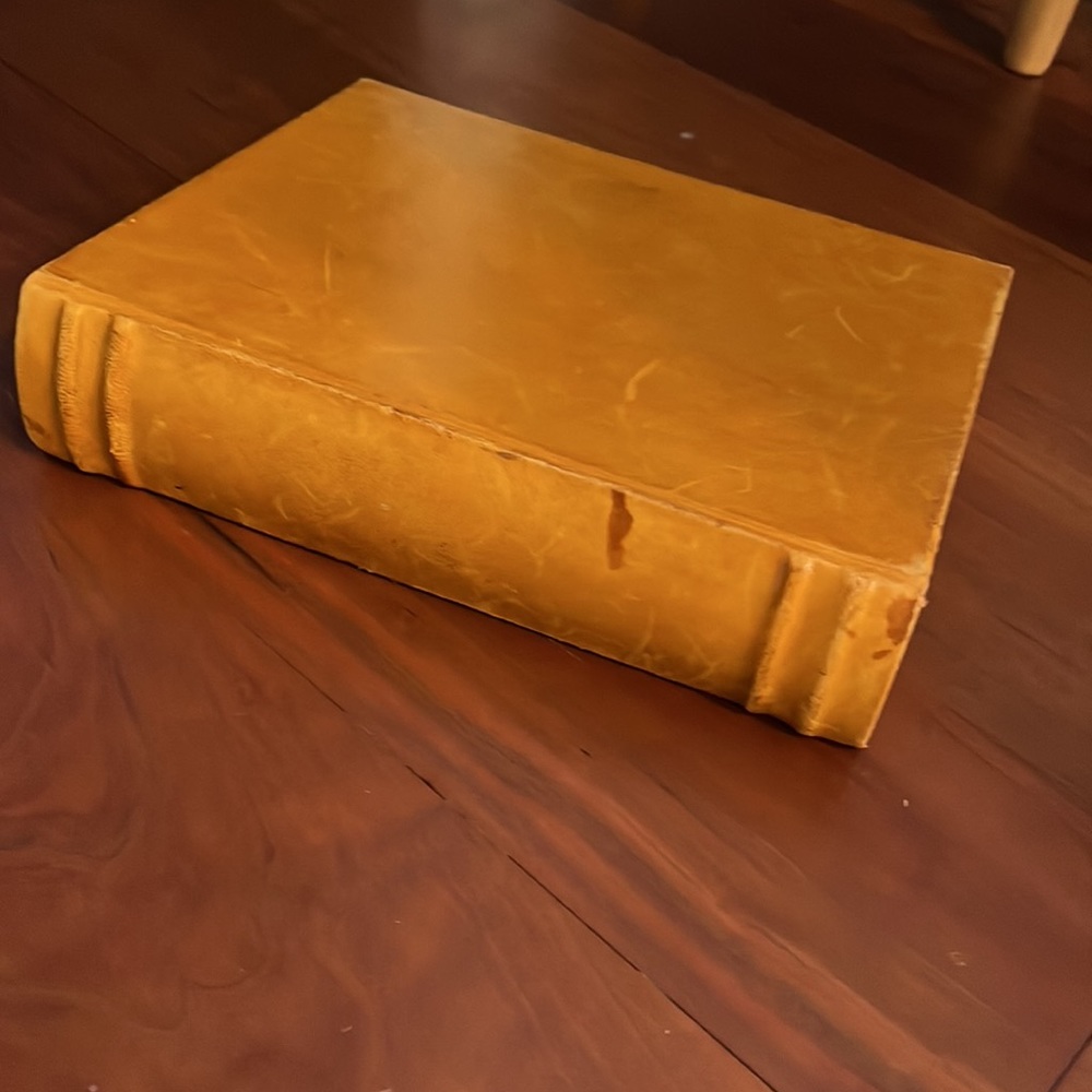Handmade Leather Notebook - Picture 3 of 3